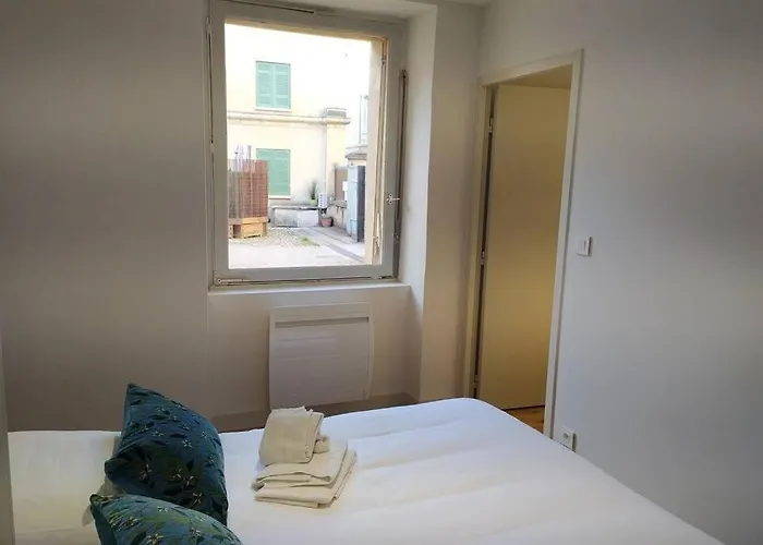 Neuf Centre Historique 아파트